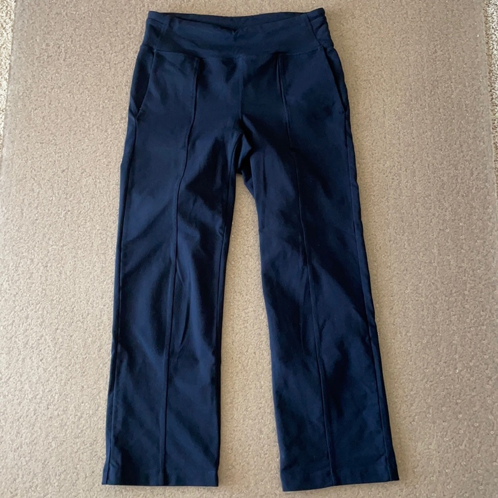 Athleta Metrp Crop Kick Flare - Size Small